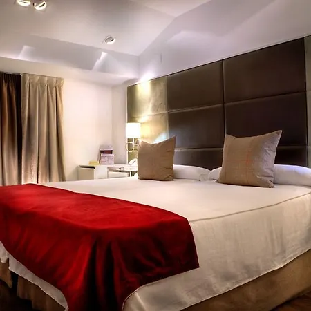 San Ramon Del Somontano Otel